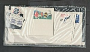 US STAMPS 1983 Definitive Stamps Books Stamps still sealed Yearbook 14 MUH + Env