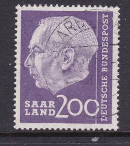 Saar a 200Fr from 1957 good/fine used (No F after value)