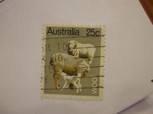 Australia #465 used