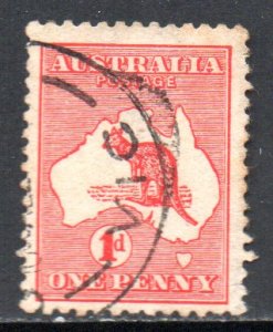 AUSTRALIA 2 USED BIN $1.05 MAP, KANGAROO