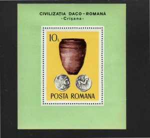 ROMANIA #2642  1976 DACO-ROMA TREASURES   MINT VF NH O.G  S/S