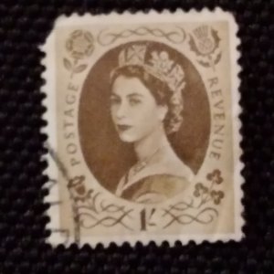 Great Britian 1967 1 shilling Queen Elizabeth II