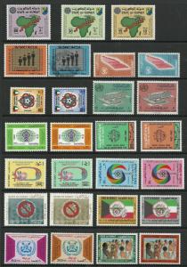Kuwait Lot # 17 Mostly MNH sets 