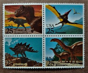 United States #2425b 25c Prehistoric Animals MNH block of 4 (1989)