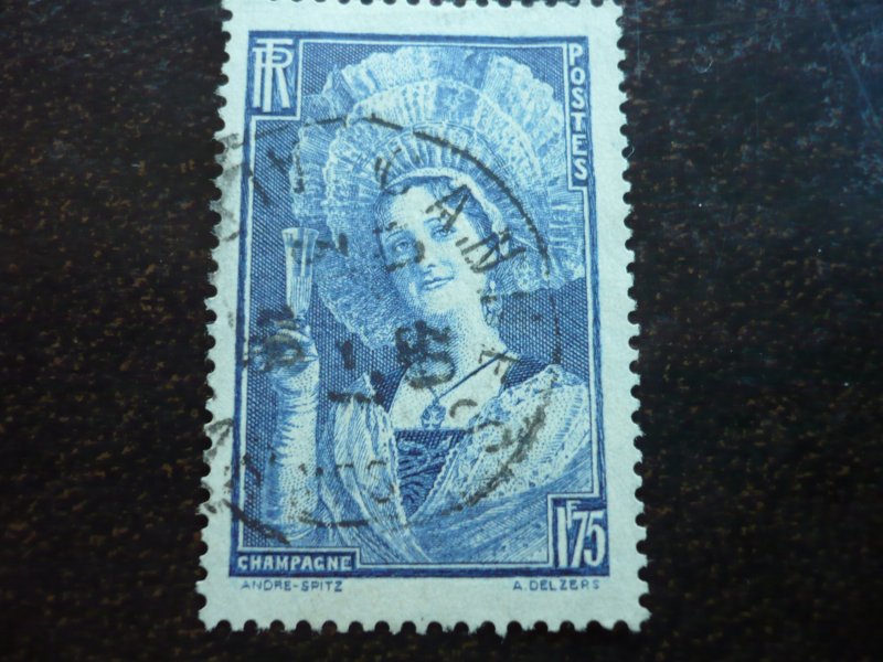 Stamps - France - Scott# 350 - Used Single Stamp