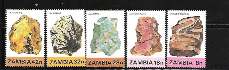 ZAMBIA Sc 258-62 NH ISSUE OF 1982 - MINERALS 