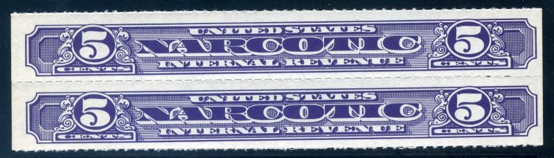 RJA62b pair, 3¢ Narcotic Tax Stamp, MNH, VF, Scott $70