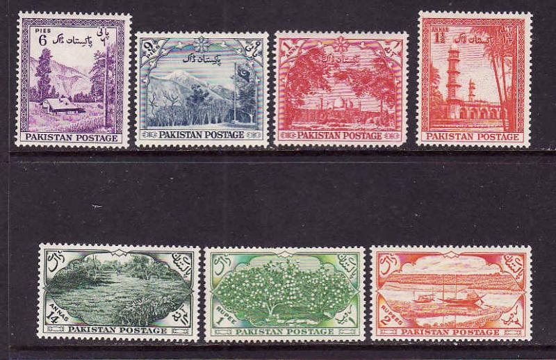 Pakistan-Sc#66-72-unused hinged set-Independence anniversary