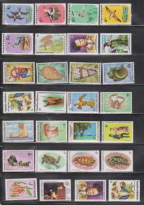 MALDIVE ISLANDS - Collection Of Mint Hinged Stamps - Some With Hinge Remnants