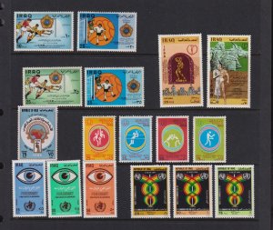 Iraq - 6 Mint Airmail sets, cat. $ 33.30