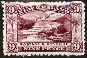 New Zealand Stamps # 117 MLH VF Scott Value $45.00