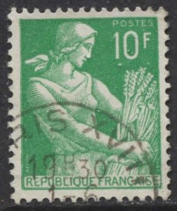 France #833A Farm Women Type Used CV$0.30