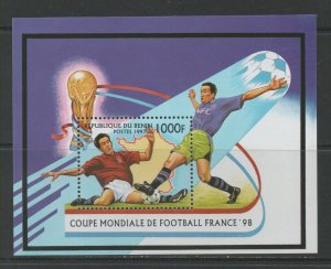 Thematic Stamps Sports - BENIN 1997 FOOTBALL 98 FRANCE MS mint