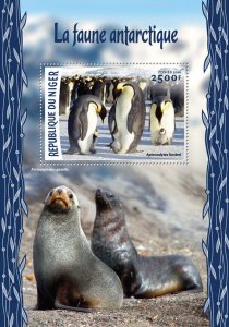Antarctic Fauna Stamps Niger 2016 MNH Emperor Penguins Birds Fur Seals 1v S/S