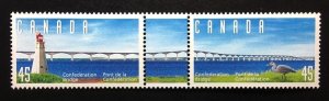 CANADA Sc# 1646a (1645-1646) CONFEDERATION BRIDGE Setenant pair +label  1997 MNH