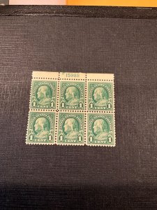 US Scott # 552 never hinged plate block