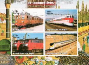 Niger 1998 Sc#1015 Trains-Locomotives Sheetlet (4) Perforated MNH