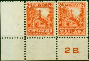 New Zealand 1941 2d Orange SG580b P.12.5 V.F MNH Pair