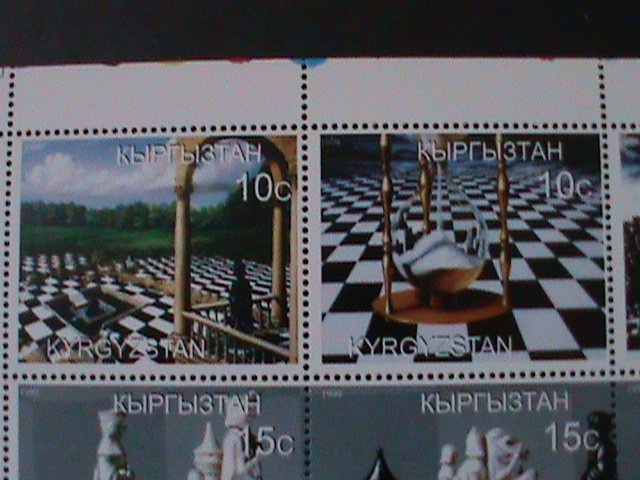 ​KYRGYZSTAN 1999 WORLD FAMOUS CLASSIC CHESS & CHESS BOARD-MNH-SHEET VF RARE
