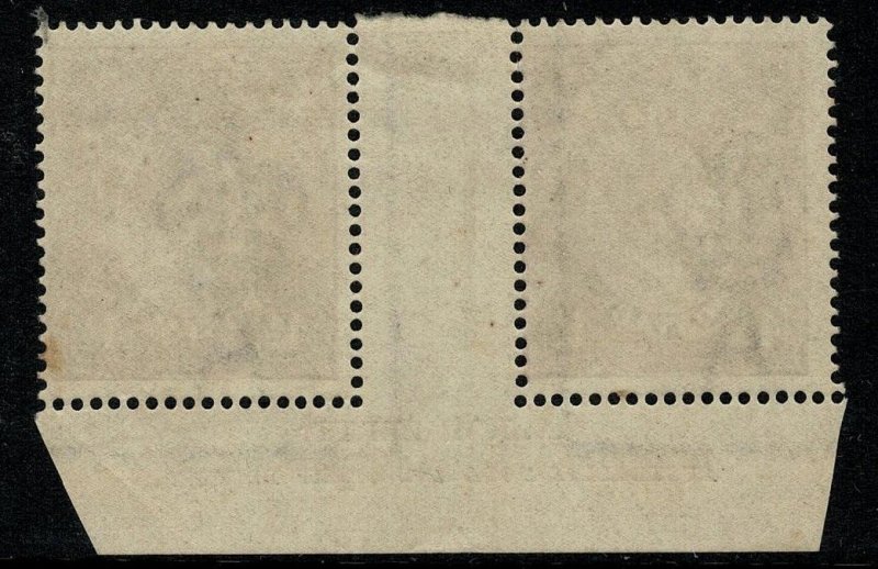 Australia 1924 KGV 4.5d Violet Single Crown Mullett Imprint Pair MH