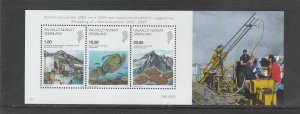 Greenland  Scott#  554a  MNH  S/S  (2009 Science)