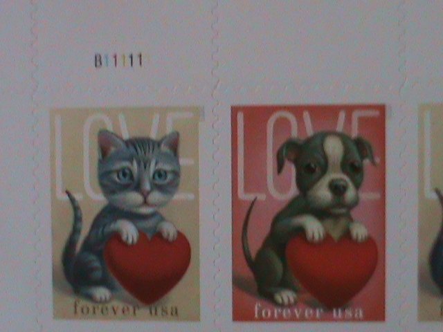 ​UNITED STATES-2022-FOREVER LOVE CAT & DOG MINISHEET OF 20 MNH-VERY FINE