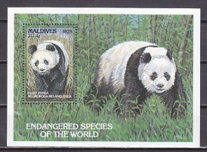 Maldives, Scott cat. 1867a. Giant Panda s/sheet. ^