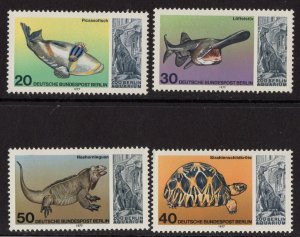 Thematic stamps BERLIN 1977 AQUARIUM 4v B536/9 (FISH) mint