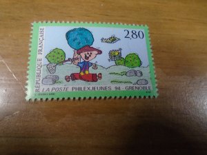 France  #  2418    MNH