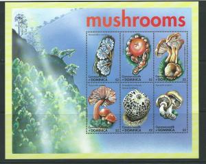 DOMINICA SG3109a 2001 FUNGI SHEETLET MNH