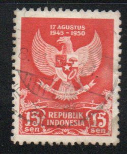 Indonesia Scott 359 Used Arms of the Republic stamp