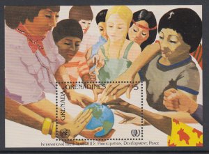 Grenada Grenadines 651 Souvenir Sheet MNH VF