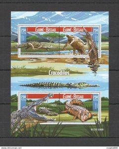 2015 Guinea-Bissau Fauna Reptiles Crocodiles Kb ** Stamps St934