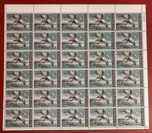 U.S., 1982, Scott #RW49, $7.50 Canvasbacks, Sheet of 30, Mint, Never Hinged