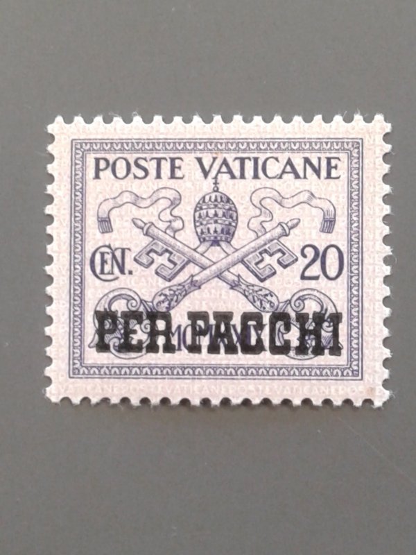 Vatican City Q3 VF MLH. Scott $ 7.50