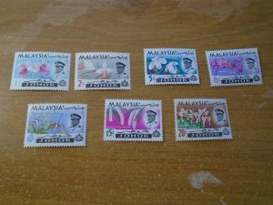 Malaysia  Johore  #  169-75  MNH   Flowers