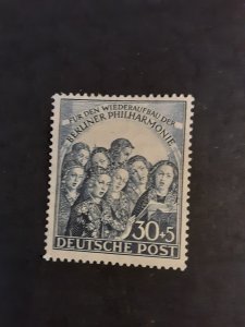 +Berlin #9NB5            MH