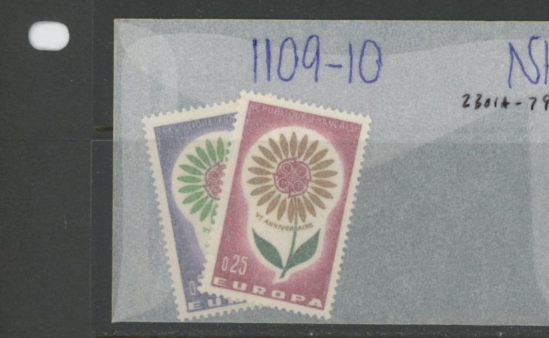 France 1109-10 ** mint NH (2301A 799)