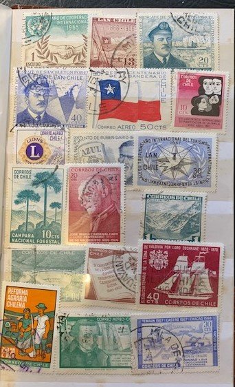 STAMP STATION PERTH Chile Collection in Album 260+ stamps Mint/Hinged