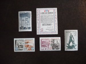 Stamps - France - Scott# B377-B381 - Mint Hinged Set of 5 Stamps