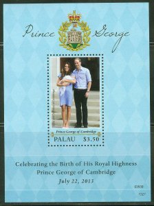 PALAU  2013 BIRTH OF PRINCE GEORGE WITH KATE & PRINCE WILLIAM SOUVENIR SHEET 