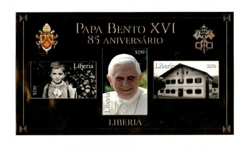 Liberia 2012 Pope Benedict 85th Birth Anniversary - Gold sheet of 3 Stamps - MNH