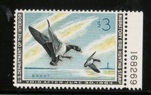 USA #RW30 VF/NH With Plate Number