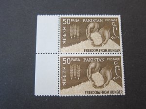 Pakistan 1963 Sc 177 pair MNH