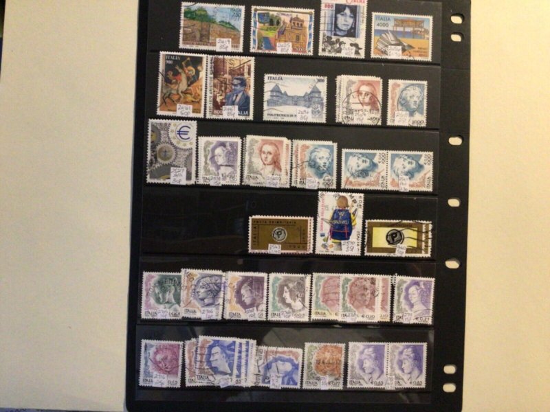 Italy Commemorative stamps on  stock pages  A10266