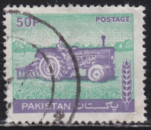 Pakistan 466 Farm Tractor 1979