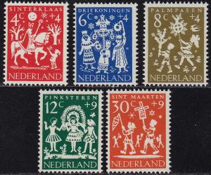Netherlands - 1961 - Scott #B358-62 - MNH - Holiday Folklore