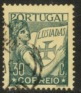PORTUGAL 1931-38 30c PORTUGAL HOLDING VOLUME OF LUSIADS Issue Sc 505 VFU