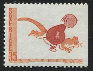 Sweden 841 MNH  (right)