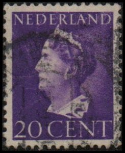Netherlands 221 - Used - 20c Queen Wilhelmina (1939)